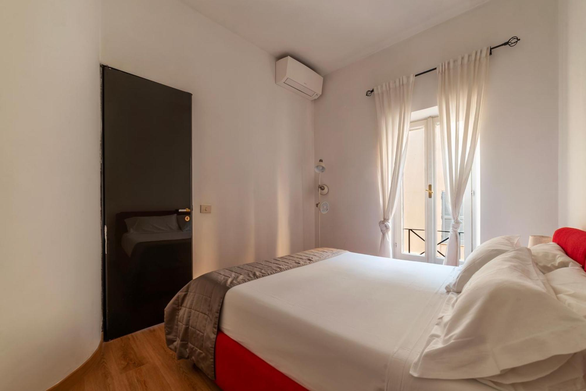 Via Del Pie Di Marmo Private Apartment Řím Exteriér fotografie