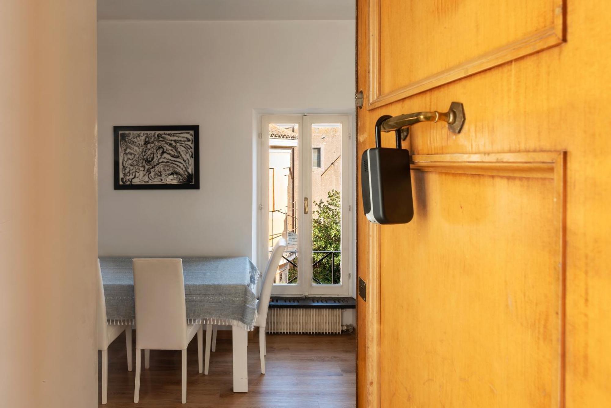 Via Del Pie Di Marmo Private Apartment Řím Exteriér fotografie